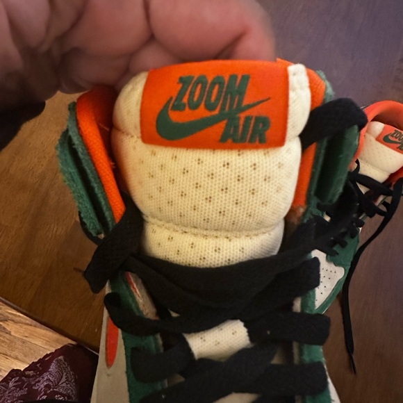 Nike Air Jordan 1 Zoom Comfort 2 sneakers in green & stone - Picture 7 of 8